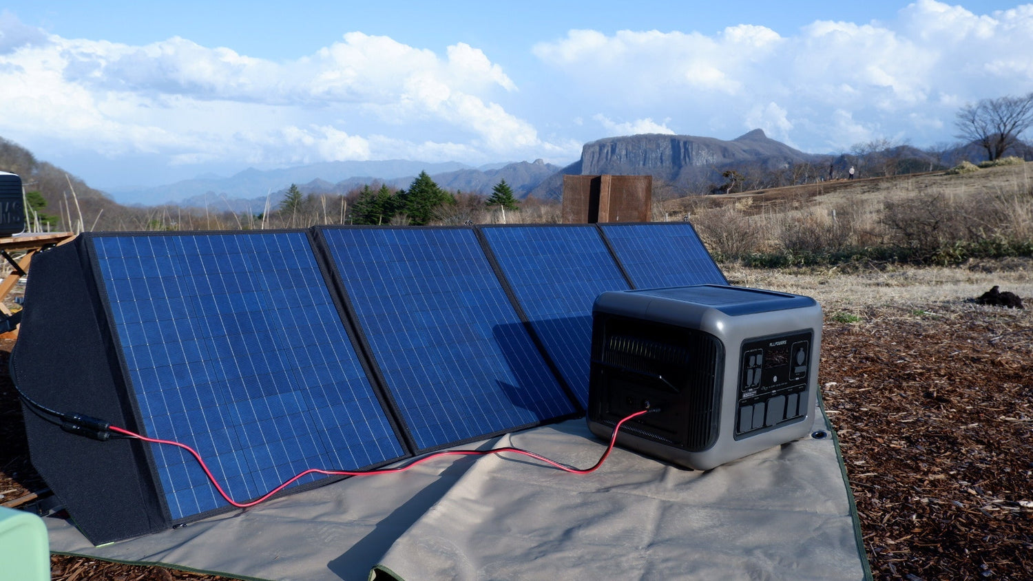 Est-ce que les panneaux solaires fonctionnent normalement en hiver ?