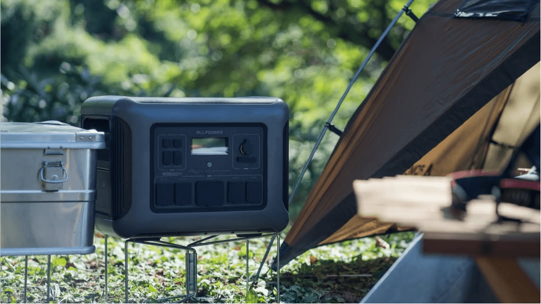 Que puis-je alimenter avec une centrale électrique de 2500 watts
